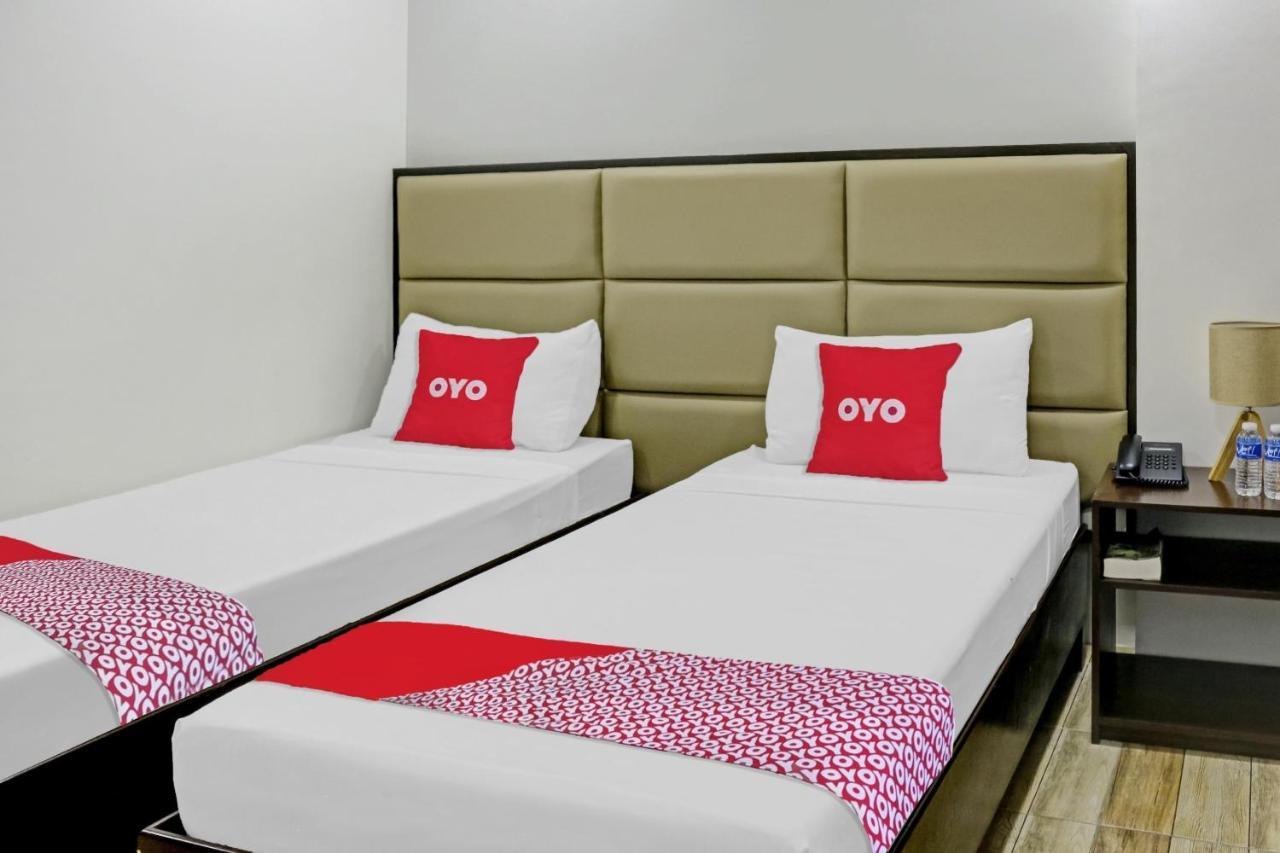 Oyo 869 Jnv Dream Hotel Subic Eksteriør billede