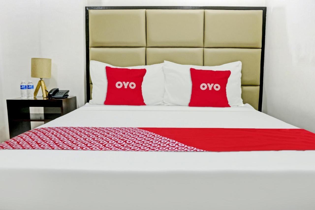 Oyo 869 Jnv Dream Hotel Subic Eksteriør billede