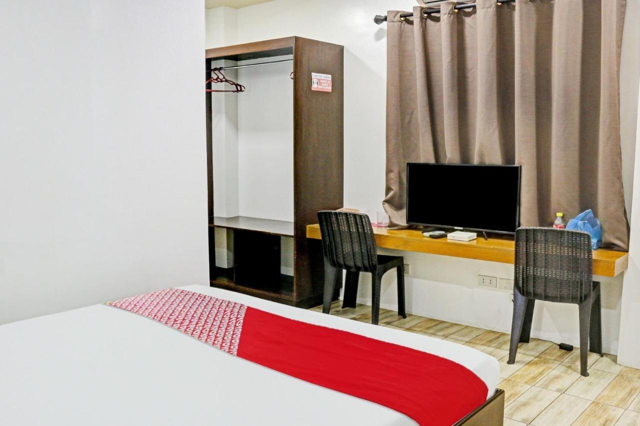 Oyo 869 Jnv Dream Hotel Subic Eksteriør billede